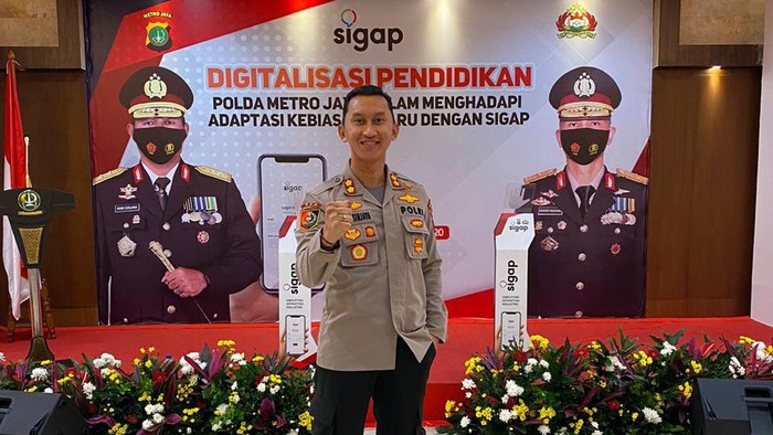 AKBP Andi Sinjaya Ghalib menjabat sebagai Kapolres Enrekang