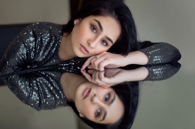 Finalis Miss World Australia Arshdeep Kaur jadi perbincangan karena keputusan untuk banting setir menjadi pengendara kereta. Namun wanita 27 tahun tersebut mengatakan bahwa itu adalah salah satu keputusan terbaik dalam hidupnya.  Foto: Instagram