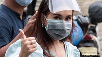 Ayu Ting Ting tengah semringah, sebab belakangan ia disebut dekat dengan Adit Jayusman, bahkan katanya mau nikah. Foto: Noel/detikhot