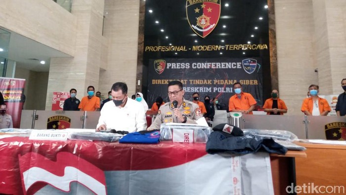 Bareskrim Polri ungkap kasus penangkapan anggota KAMI.
