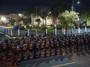 Demonstran Thailand Tetap Turun ke Jalan Meski Terancam Penangkapan