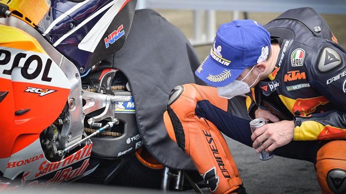 Duh, Pol Espargaro Terciduk Mata-matai Motor Alex Marquez