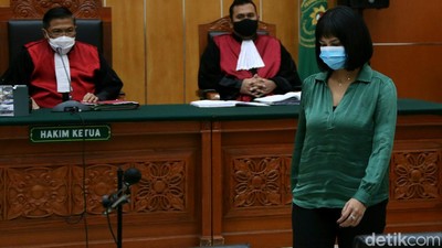Gegara Kasus Pil Xanax, Vanessa Angel Dituntut 6 Bulan Bui