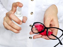 Ini Manfaat Kacamata Anti Radiasi untuk Aktivitas Sehari-hari