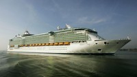 Pemerintah Singapura juga telah memberikan persetujuan kepada Dream Cruises yang akan kembali beroperasi di Singapura mulai tanggal 6 November 2020. Kapal pesiar 2 dan 3 malam tersebut akan menampilkan pelayaran di World Dream. Bruno Vincent/Getty Images  