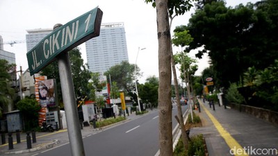 Melihat Kondisi Terkini Trotoar di Cikini