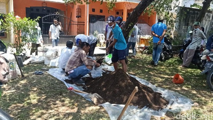 pelatihan membuat pupuk organik