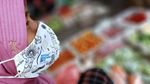 Pembagian Masker untuk Warga Jakarta