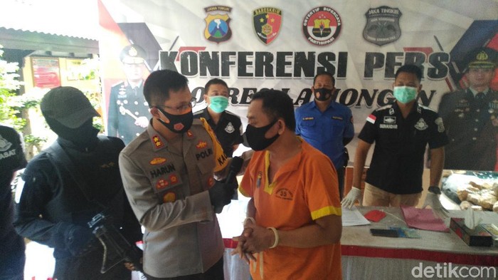 pengedar upal di lamongan diringkus