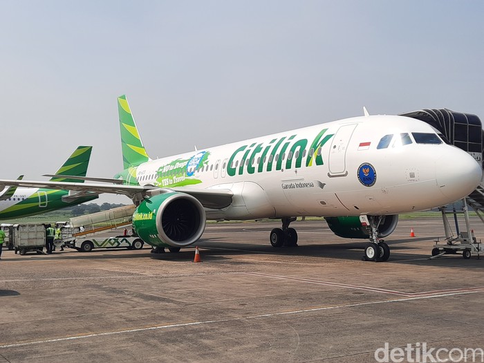 Citilink bersama BNN bekerja sama memerangi narkotika melalui kampanye terbaru yaitu pemasangan logo khusus di badan pesawat. Begini potretnya.