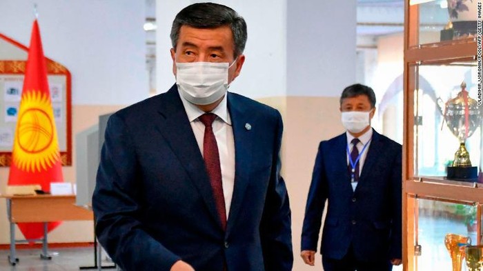 Presiden Kyrgyzstan Sooronbay Jeenbekov (CNN)