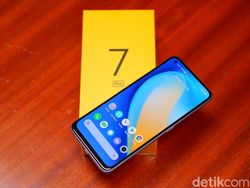 Ini Realme 7 Pro, Ponsel Rp 5 Juta Masih Kasih Charger 65W