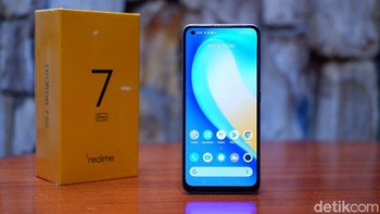 Realme 7 Pro dan 7 Pro Special Edition dilepas dengan harga Rp 4.999.000 untuk varian 8GB/128GB. Realme membuka online pre-order pada 14 hingga 21 Oktober 2020 di situs Realme.com, Blibli dan Akulaku. Foto: Adi Fida Rahman/detikINET
