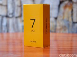 Ini Realme 7 Pro, Ponsel Rp 5 Juta Masih Kasih Charger 65W