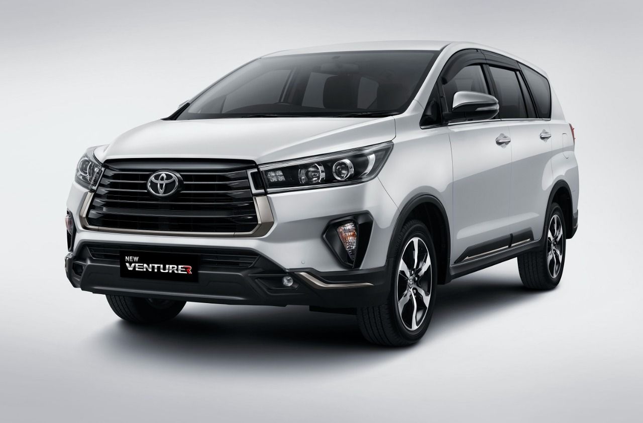 Toyota New Venturer