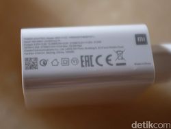 Unboxing Poco X3 NFC, Ponsel Rp 3 Jutaan Punya Spesifikasi Gahar