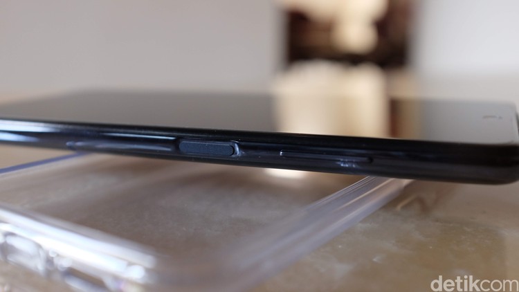 Unboxing Poco X3 NFC