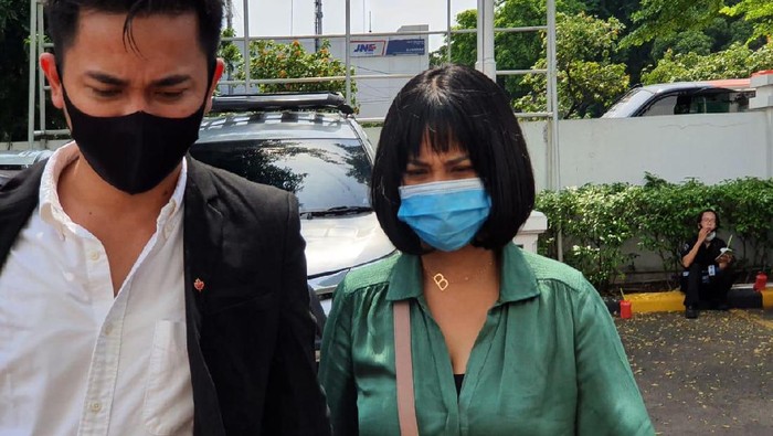 Vanessa Angel Tiba di PN Jakarta Barat Hadapi Sidang Tuntutan
