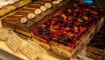 Wow! Toko Kue Berusia 180 Tahun Ini Mirip Seperti Kastil Drakula