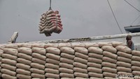 Padahal, berbicara mengenai penciptaan lapangan kerja seharusnya justru berkaitan erat dengan upaya untuk meningkatkan kompetensi calon tenaga kerja.