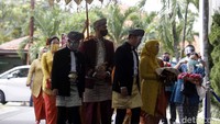 Acara resepsi digelar dengan adat Minang dan berjalan lancar. Pool/Noel/detikFoto.