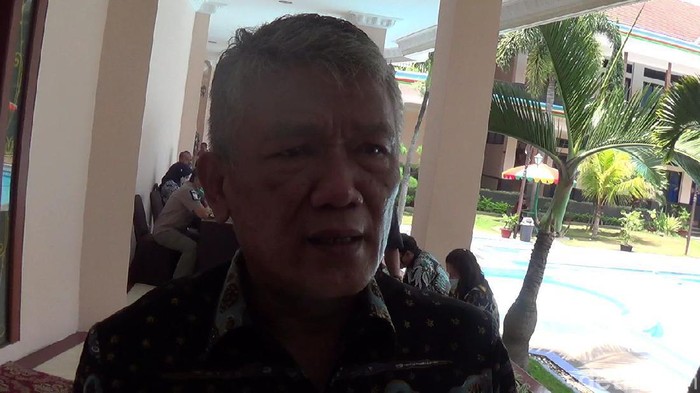 Kepala Dinas Pemberdayaan Masyarakat Desa Bambang Tirtoyuliono