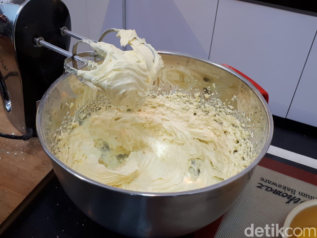 Resep Marmer Caker Super Lembut Ala Thomaz Law