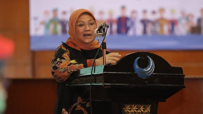 Menaker Ida Fauziyah