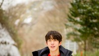 Hari ini (17/10), drama terbaru Nam Joo Hyuk tayang. Berjudul Startup, ia beradu peran dengan Suzy Bae. Foto: Instagram skawngur