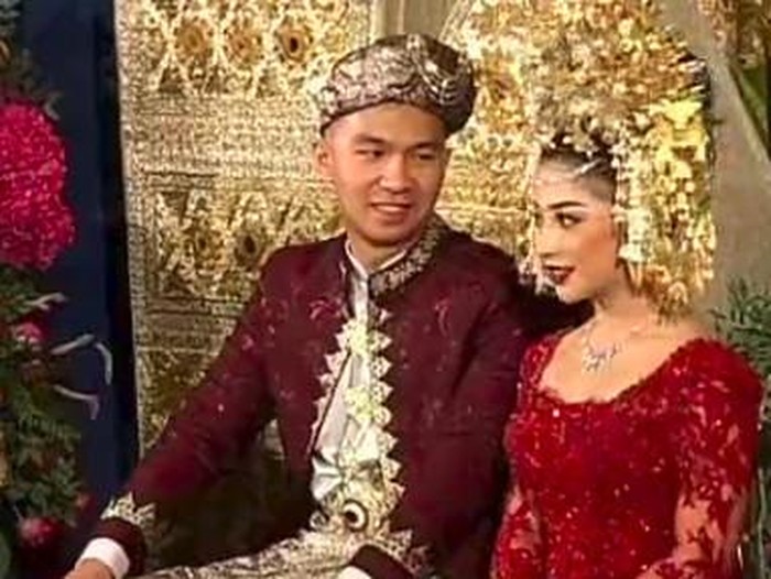 Nikita Willy dan Indra Priawan menikah