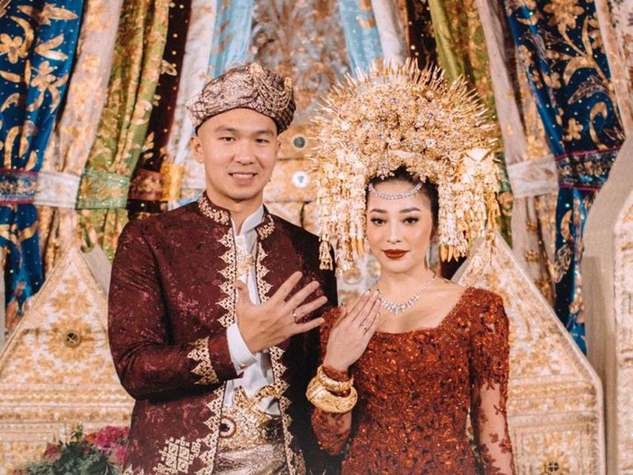 Nikita Willy Menikah