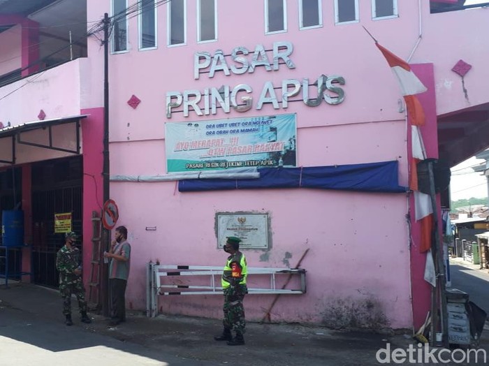 Pasar Pringapus Kabupaten Semarang ditutup tiga hari, Jumat (16/10/2020).