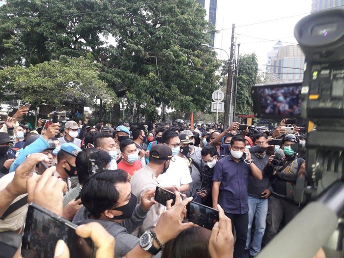 Stafsus Presiden Aminuddin Maruf bertemu perwakilan BEM SI