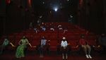 India Kembali Buka Bioskop di Tengah 7,3 Juta Kasus Corona