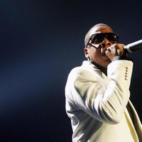 Di awal kariernya tidak ada label rekaman yang mau menerima Jay-Z karena dianggap tidak terlalu bagus. Dia pun menciptakan musik sendiri dan mendirikan label rekaman dan kini jadi salah satu artis berpenghasilan tertinggi di Amerika. Foto: Ethan Miller/Getty Images