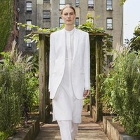 Fashion show koleksi Michael Kors Spring/Summer 2021 yang digelar di New York, 15 Oktober 2020. Foto: dok. Michael Kors