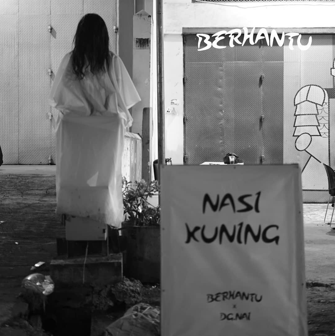 Hiii! Jajan Nasi Kuning Ini di Sini Bakal Dilayani Kuntilanak