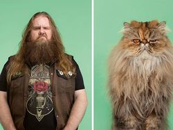 Potret Gemas Kucing dan Manusia yang Seperti Kembar