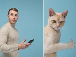 Potret Gemas Kucing dan Manusia yang Seperti Kembar