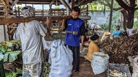 Dalam sehari, UMKM ini mampu menghabiskan singkong mentah 800-1000 kg.