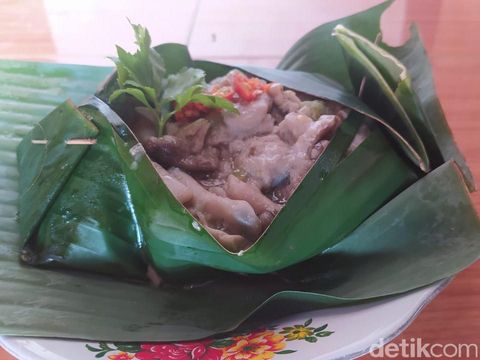 Menengok Tradisi Warga Pacitan Berburu Jamur Hutan Awal Musim Hujan