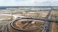 Direktur Operasi II Hutama Karya, Novias Nurendra mengatakan bahwa Hutama Karya menargetkan proyek ini dapat rampung sebelum bulan Juli tahun 2021 mendatang. Pool/PT Hutama Karya.