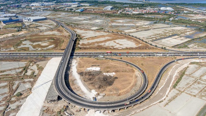 Mengintip Proyek Modifikasi Simpang Susun Romokalisari Tol Surabaya–Gresik Menjelang akhir tahun 2020, PT Hutama Karya (Persero) (Hutama Karya) kembali menggarap salah satu proyek simpang susun pada ruas tol Surabaya – Gresik.
