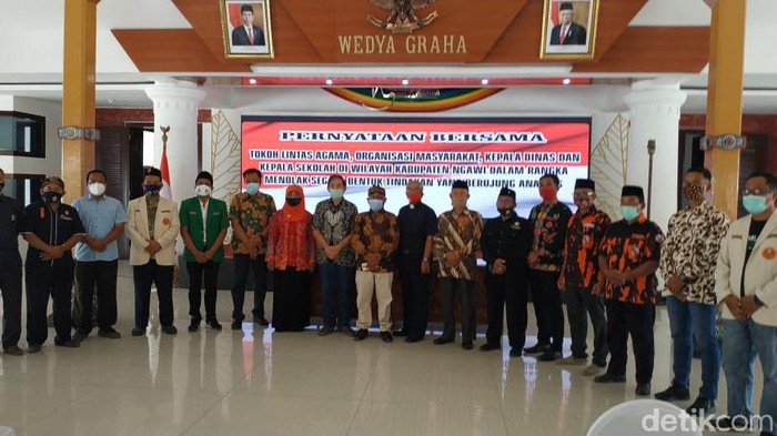 Ormas, Tokoh Agama Dan Pendidikan Ngawi Tolak Anarkis Demo Omnibus Law