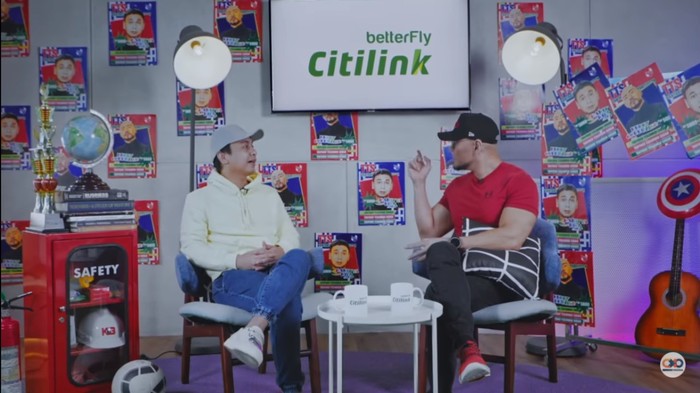 Perdebatan Raditya Dika dan Deddy Corbuzier soal waktu liburan