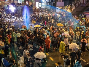 Demonstran Thailand Akan Kembali Beraksi Usai Konfrontasi dengan Polisi