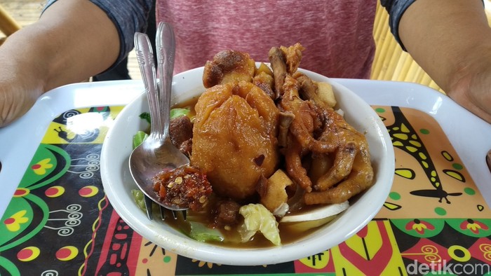 Rujak bakso di Majalengka Rujak bakso di Majalengka