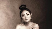 Penampilannya bikin semua orang tertuju padanya. Foto: Instagram