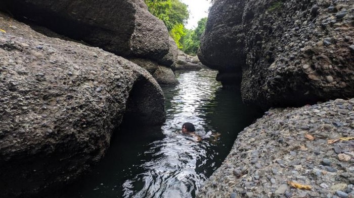 Sungai di Enrekang.