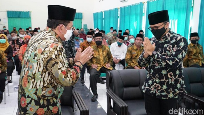 Wamenag Bertemu Bupati Anas